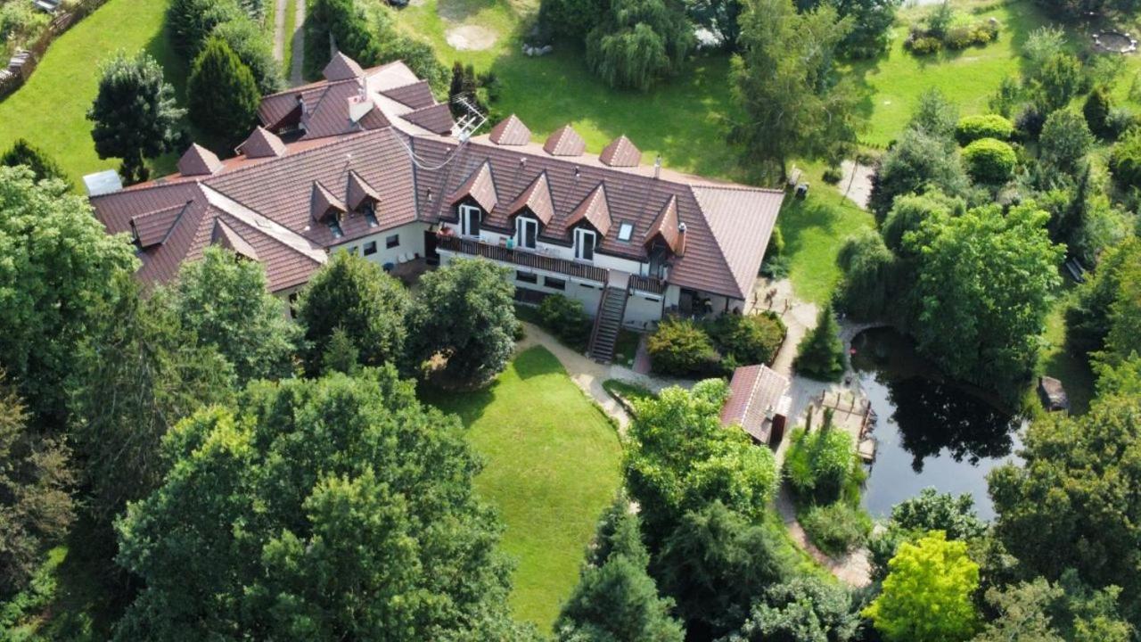 Ivanek Guest House Zvíkovské Podhradí Eksteriør bilde